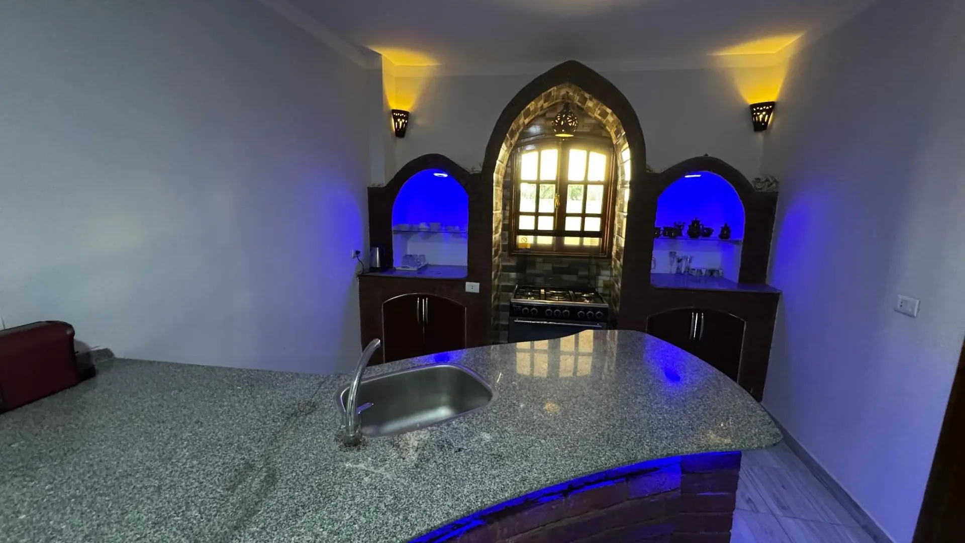 The Highlander Apartment Luxor